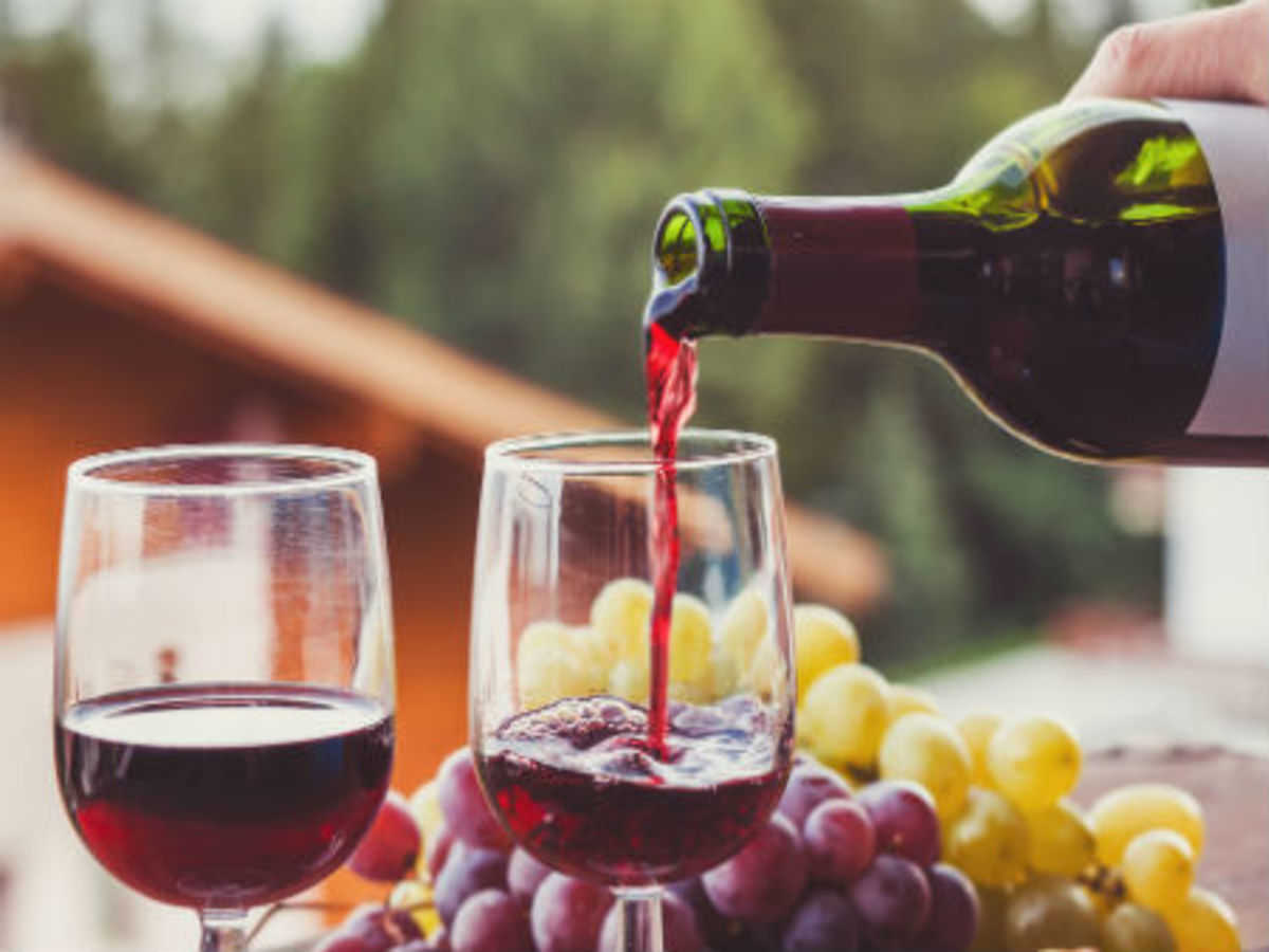 Wine Pouring Picture